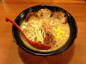麺屋 蔵の助 こってり豚骨 蔵の助味噌 味噌炭火焼炙りチャーシュー麺