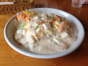 静岡市 なみへい食堂 シーフードクリームのオムライス